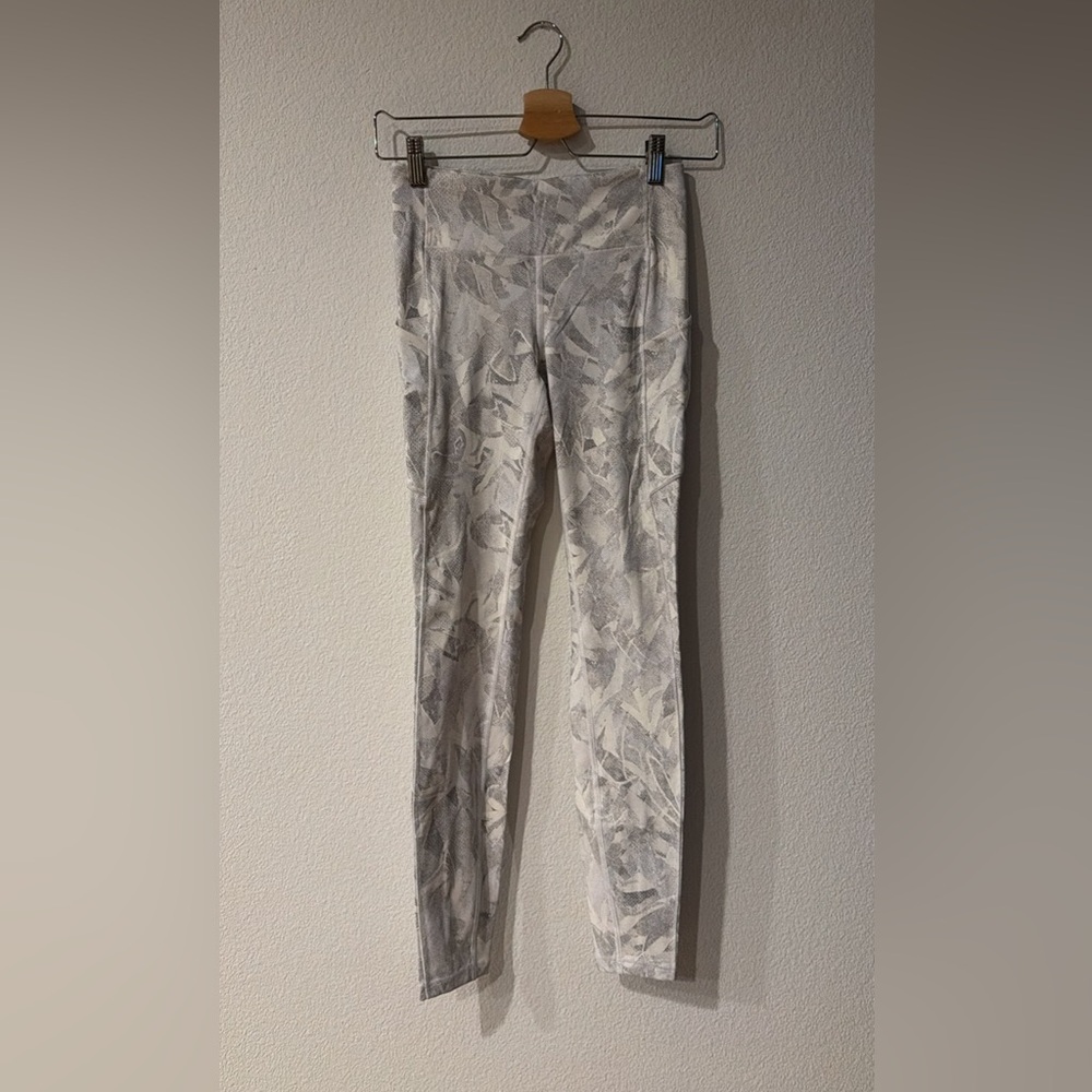 Lululemon Athletica Gray and White Leggings